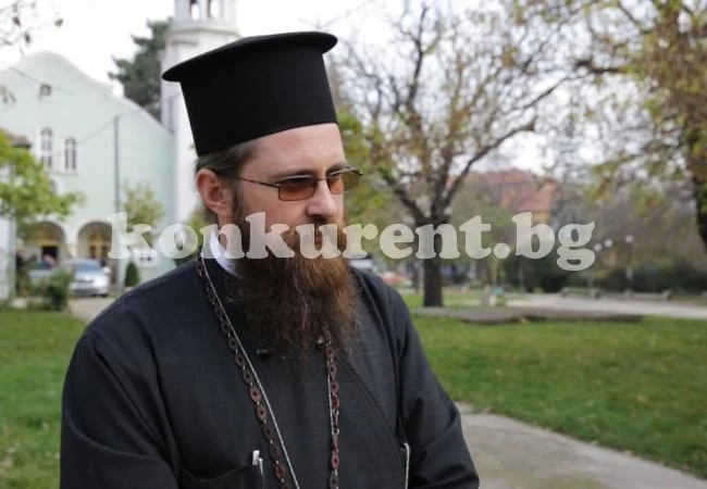 Носят камък в Монтана от гроба на Света Богородица