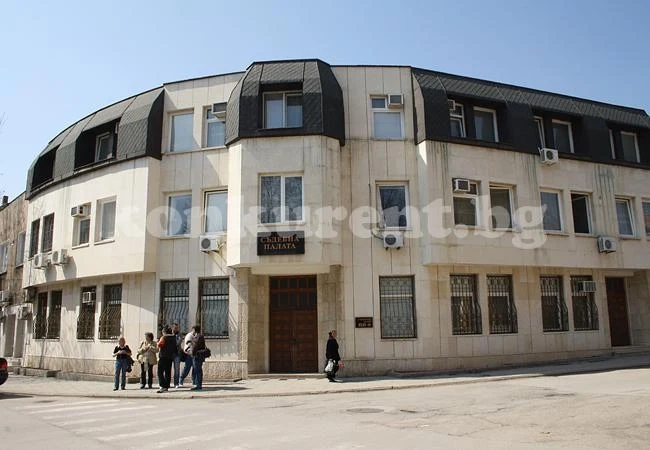 Крадлива ромка влиза в затвора