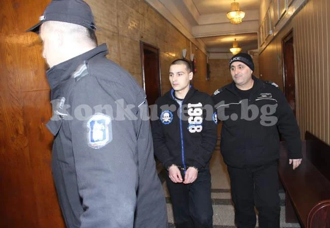 Подпалвачът на тръбите за водния цикъл ще си признае, четат присъдата днес