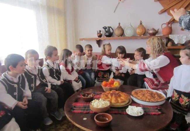 Баби на гости в група Покемон