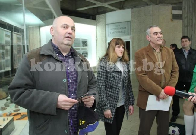 Фотоизложба възкреси спомени за битките на Ботев в елита