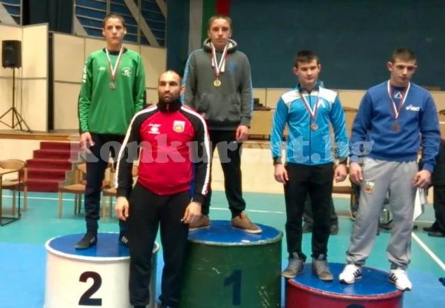 Борец от Враца печели титла в Бургас