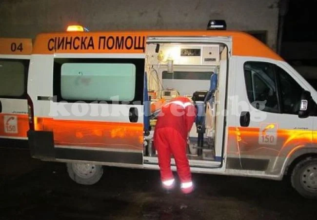 Жена с рак издъхна пред банята, след минути сърцето на мъжа й не издържа!