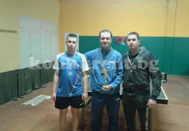 Излъчиха призьори от тенис верига за аматьори
