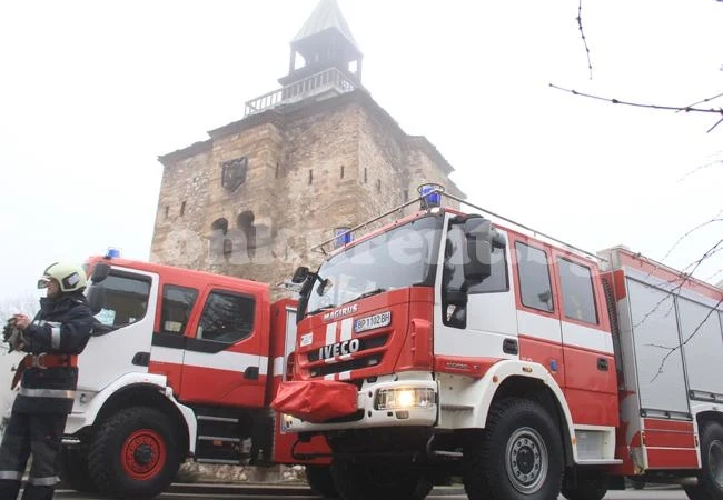Гасиха пожар в община Враца