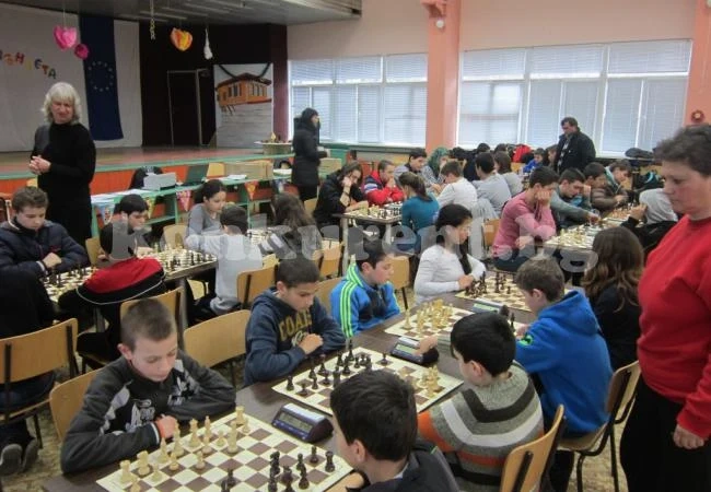 Шахматисти роптаят от наредбата за ученическите игри