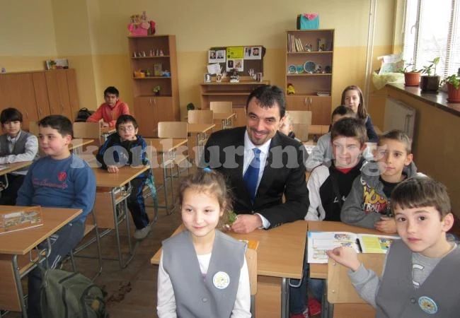 Явор Хайтов се върна в основното училище