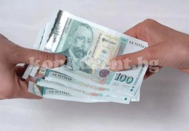 Осъдиха полицайка, взела подкуп от разследван