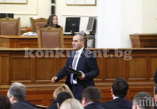 Парламентът реши: Президентът ще назначава главния секретар на МВР