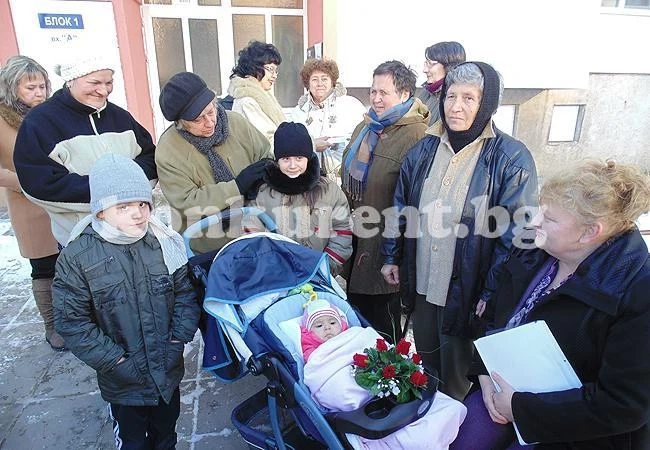 Враца първа внесе искане за санирането в България
