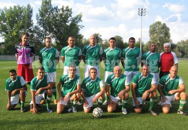 Околчица надви Монолит предсезонно
