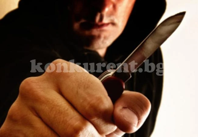 22-годишен от Лик е заплашил с нож и ограбил семейство