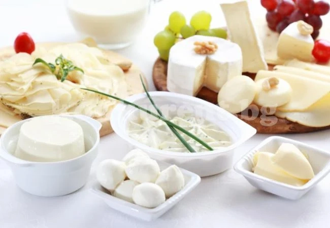 Мляко и сирене до неделя