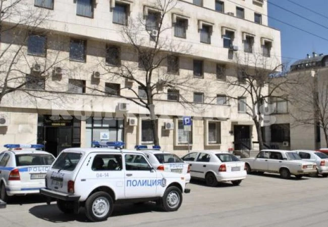 Закопчаха мъж, мамил с обещания за работа