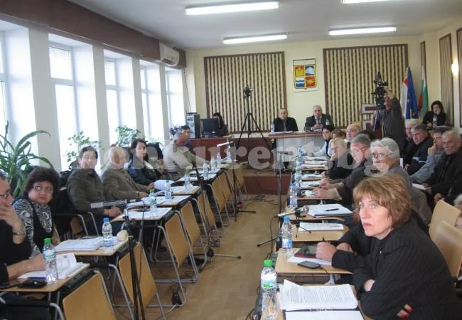Приеха бюджета на община Мездра