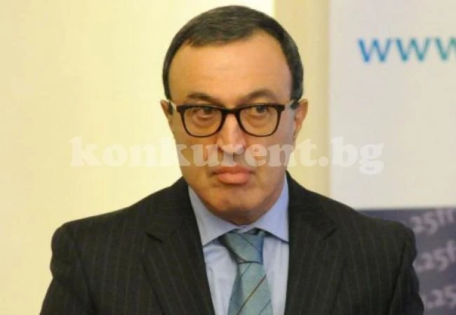 Майката на Петър Стоянов почина часове след рождения си ден