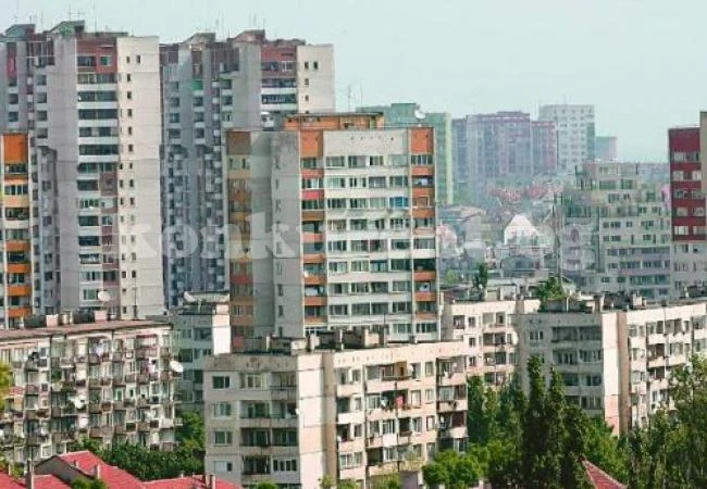 Банда отмъква жилищата на психичноболни