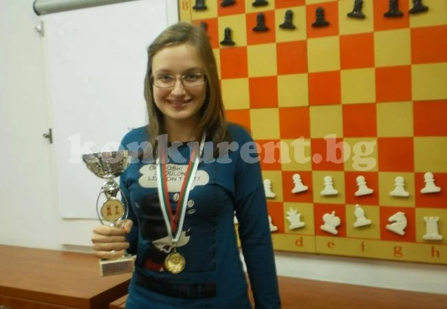 Мария Васова печели титла на шах