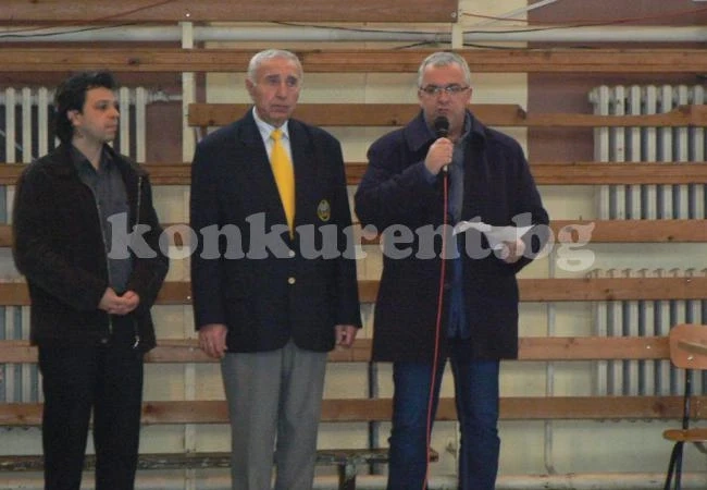 Николай Иванов откри шампионата по борба за кадети