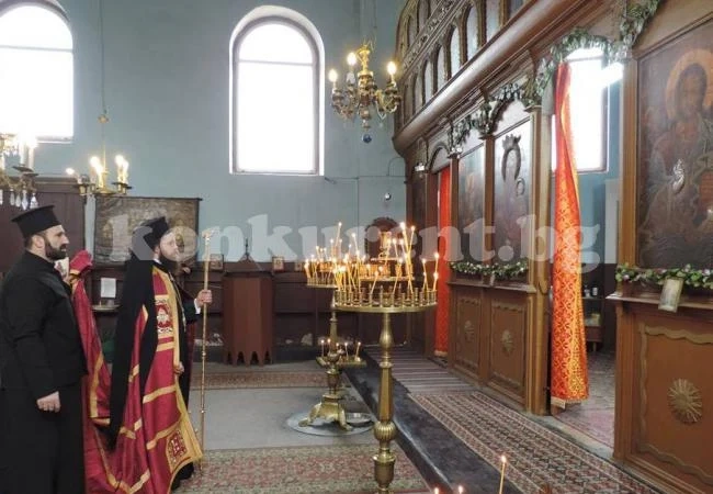 Отбелязаха храмов празник във Видин