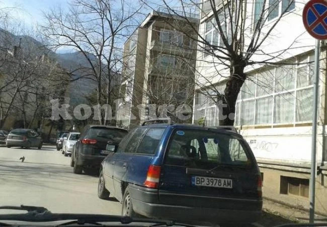 Шофьори не спазват знаците във Враца