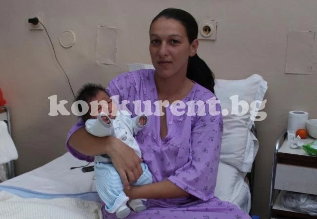 Изплащат помощите за бебета