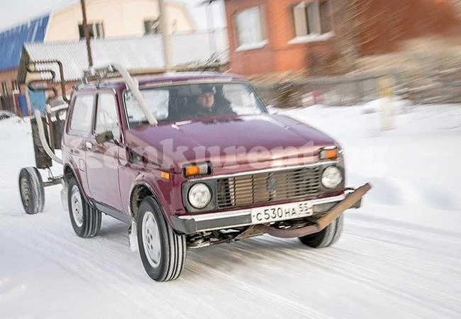 Автомобил на дърва създадоха в Сибир