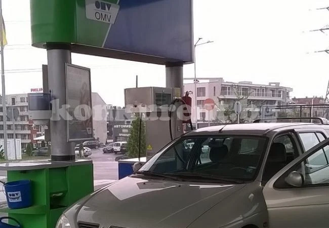 Екшън с 23-годишен на бензиностанция „ОМВ“