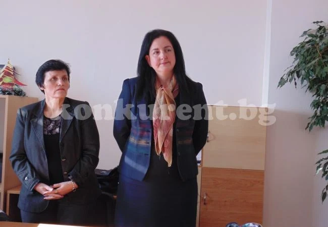 Мариела Горанова победи в битката за шеф на гимназията в Мездра