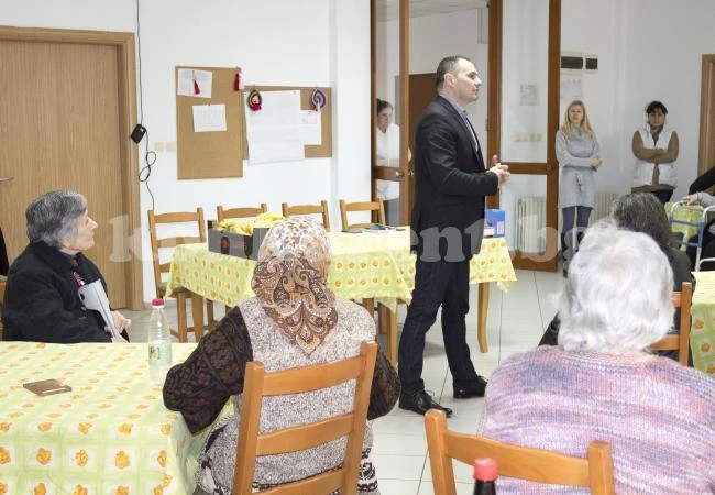 Красен Кръстев посети дома за стари хора в Попица