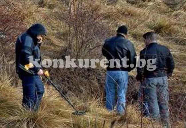 Проверяваха за иманяри в Мездренско 