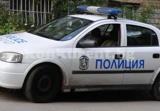 Tрето момиче избяга от дома си! Ченгета заловиха 13-годишната на автогара