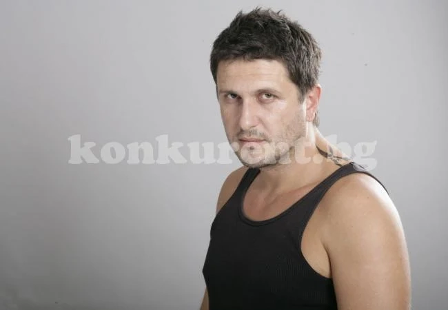 Представлението с Блатечки във Враца се отлага