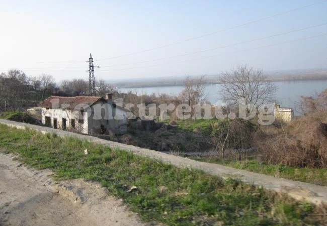 Държавата да помогне на Оряхово за свлачищата
