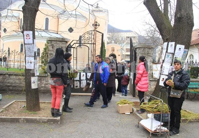 Роми въртят бизнес с върбови клонки