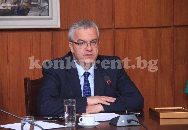 Източват два язовира във Врачанско