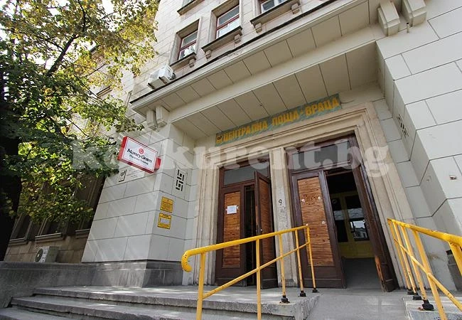 От утре изплащат пенсиите и великденските добавки