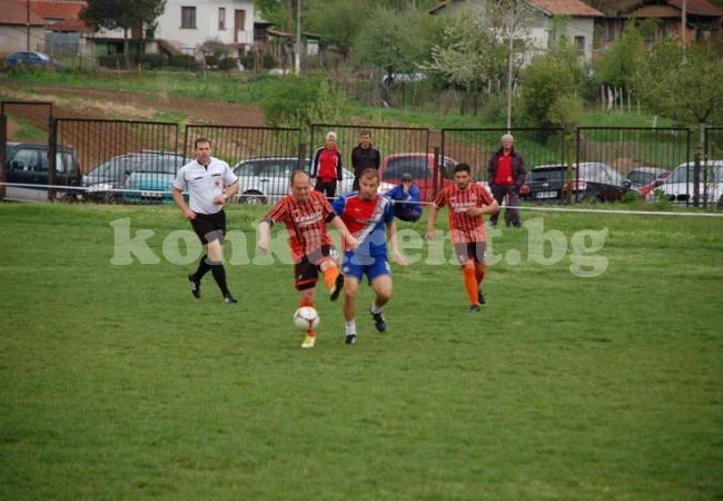 Пъстрина 2012 спечели Ел Класико в Николово