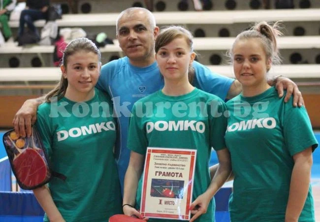 Тенисистки от Роман се класираха за финали
