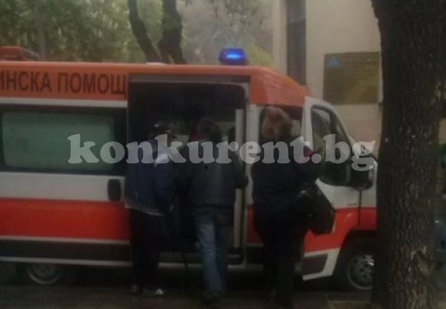 Чистачка откри мъртвец на пейка