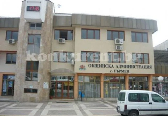 Агенти на ДАНС нахлуха в кметство