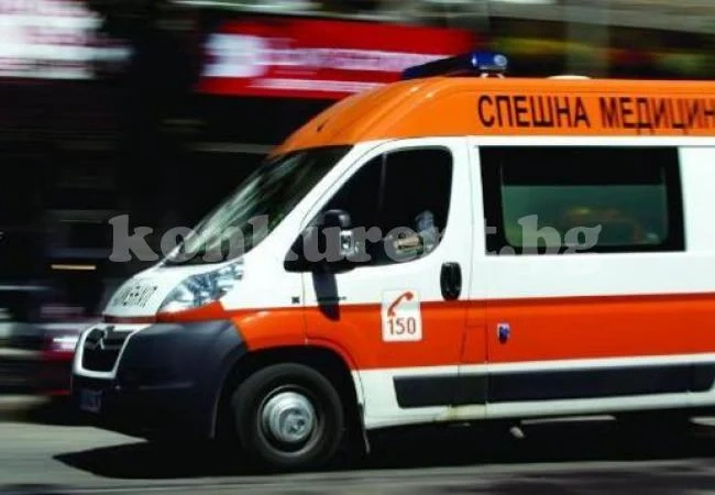 Земна маса затрупа и уби работник