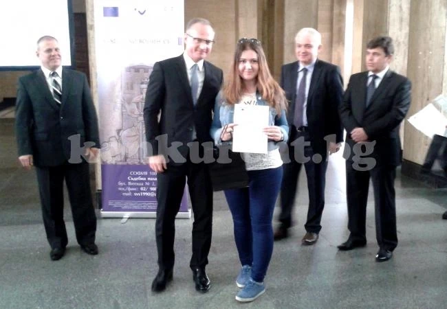 Ученички от Видин получиха награди от Висшия съдебен съвет