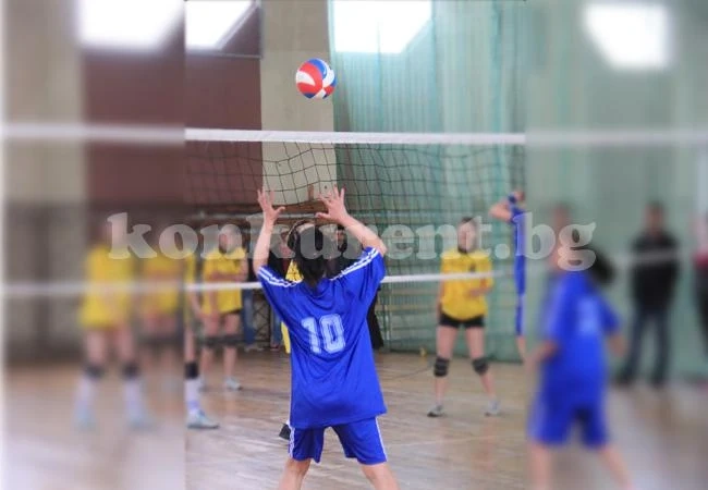 Три тима от региона отиват на финали по волейбол