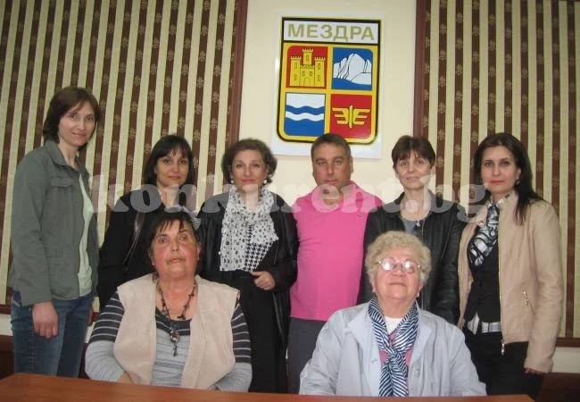 В Мездра представиха книгата на Ивана Захариева