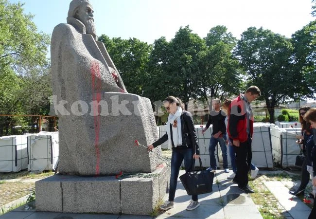 Младите социалисти във Видин отбелязаха 1 май с руската общност в града