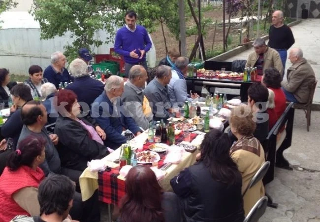 Хайтов се срещна с хората от Синьо бърдо