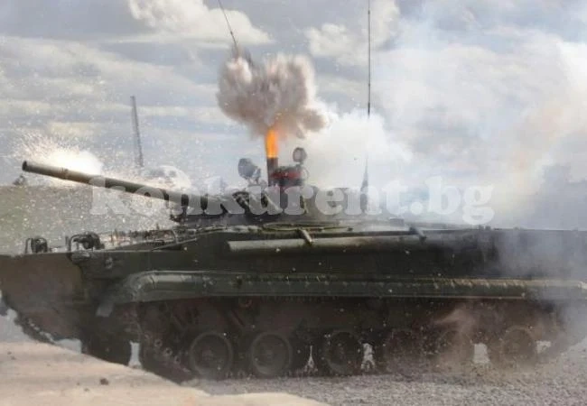 Вижте новите руски танкове, които военните обявиха за най-добри в света