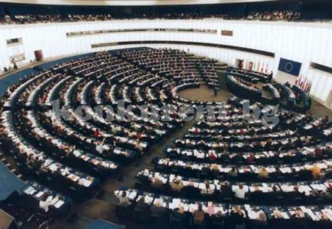 Евродепутатите връщат само джунджурии