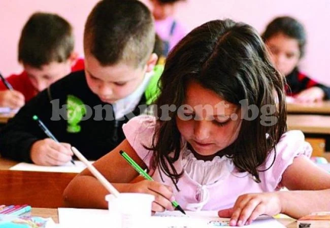 1 600 четвъртокласници умуват върху тестове за външно оценяване